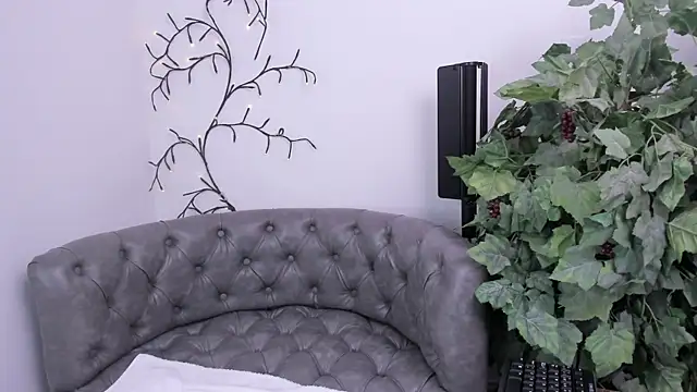 miss  allison online show from March 2025 11:05:01 AM