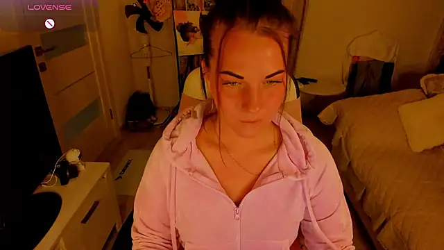masha19981 online show from October 2025 06:53:02 PM