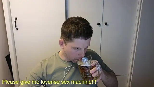 BigL0ve online show from April 2026 01:40:03 PM