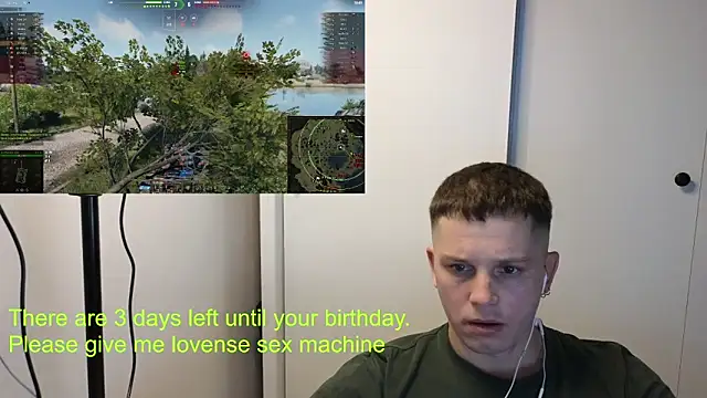 Snapshot of BigL0ve chatting on January 2026 02:11:02 PM BigL0ve online show from January 2026 02:11:02 PM