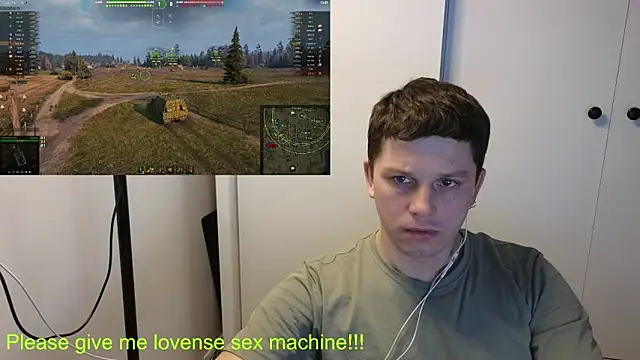 Snapshot of BigL0ve chatting on February 2026 03:01:01 PM BigL0ve online show from February 2026 03:01:01 PM