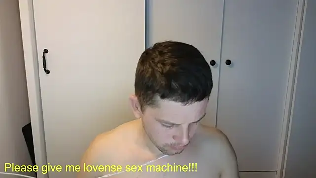 BigL0ve online show from April 2026 04:22:01 PM