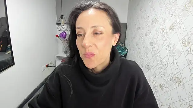 Abrillee1 online show from March 2025 06:47:02 AM