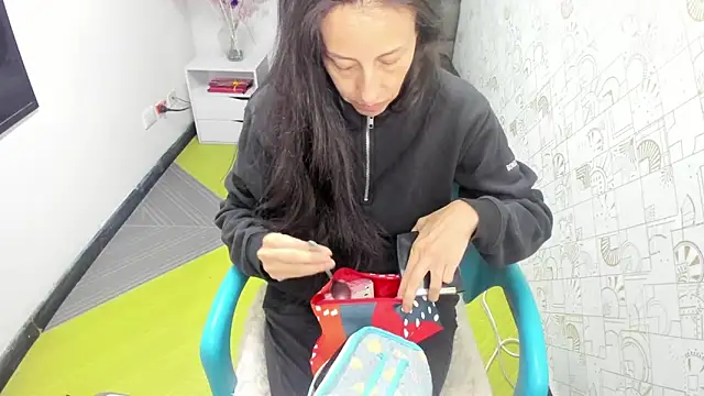 Abrillee1 online show from March 2025 11:45:02 AM