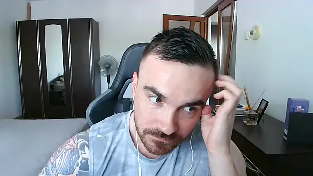 Snapshot of mu5clemania2 chatting on May 2026 01:50:01 PM mu5clemania2 online show from May 2026 01:50:01 PM