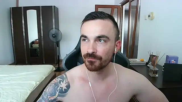 Snapshot of mu5clemania2 chatting on June 2026 01:33:02 PM mu5clemania2 online show from June 2026 01:33:02 PM