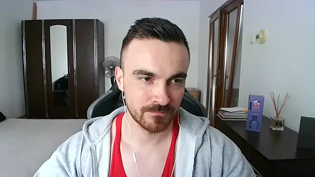 Snapshot of mu5clemania2 chatting on April 2026 12:23:01 PM mu5clemania2 online show from April 2026 12:23:01 PM