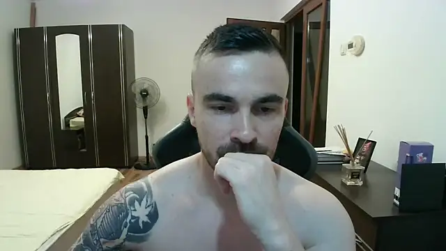 Snapshot of mu5clemania2 chatting on June 2026 08:03:01 PM mu5clemania2 online show from June 2026 08:03:01 PM