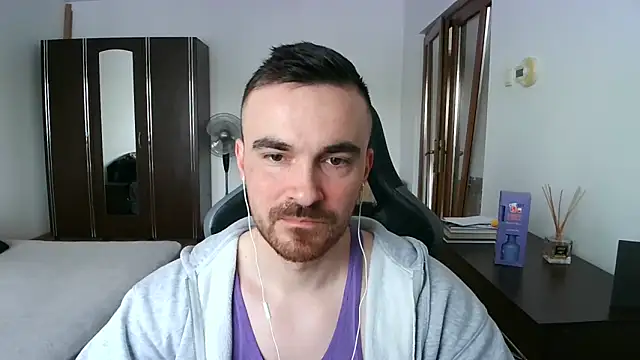 Snapshot of mu5clemania2 chatting on April 2026 08:27:01 AM mu5clemania2 online show from April 2026 08:27:01 AM
