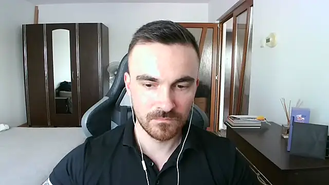 Snapshot of mu5clemania2 chatting on May 2026 02:31:01 PM mu5clemania2 online show from May 2026 02:31:01 PM