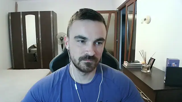 Snapshot of mu5clemania2 chatting on June 2026 04:07:01 PM mu5clemania2 online show from June 2026 04:07:01 PM
