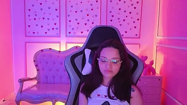 ailen t online show from October 2025 02:56:01 AM