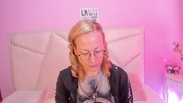 SammySanders online show from September 2025 01:38:02 PM