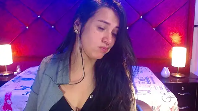 Julietacollins06 online show from April 2026 02:02:02 PM