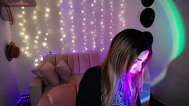channel blonde a online show from March 2025 09:48:02 PM