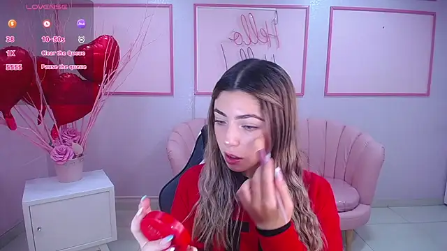 channel blonde a online show from February 2025 04:36:02 PM
