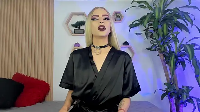 Snapshot of BrianaSchafer chatting on December 2025 05:49:02 PM BrianaSchafer online show from December 2025 05:49:02 PM