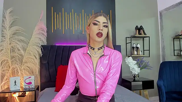 BrianaSchafer online show from February 2025 08:49:01 PM