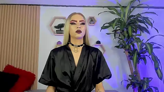 Snapshot of BrianaSchafer chatting on December 2025 04:41:01 PM BrianaSchafer online show from December 2025 04:41:01 PM