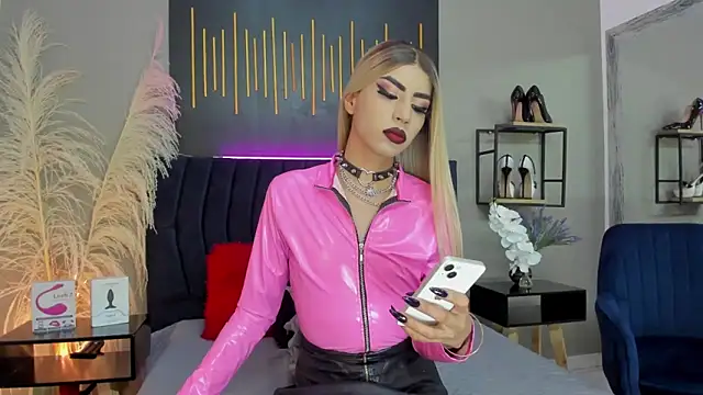BrianaSchafer online show from February 2025 08:31:02 PM