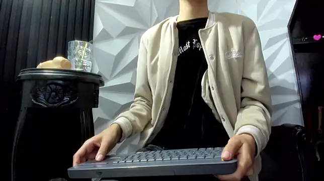 Snapshot of BrianaSchafer chatting on February 2026 04:07:02 PM BrianaSchafer online show from February 2026 04:07:02 PM