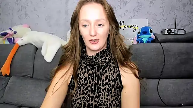 Snapshot of DreameSoul chatting on November 2025 12:20:01 PM DreameSoul online show from November 2025 12:20:01 PM