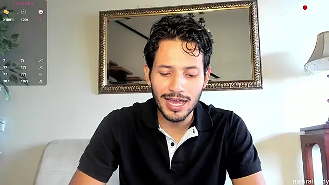 Nicholasrodrii online show from November 2025 08:09:01 PM