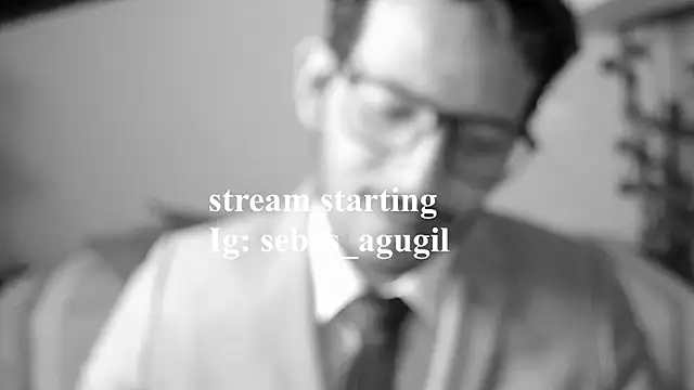 Nicholasrodrii online show from June 2026 10:59:02 PM
