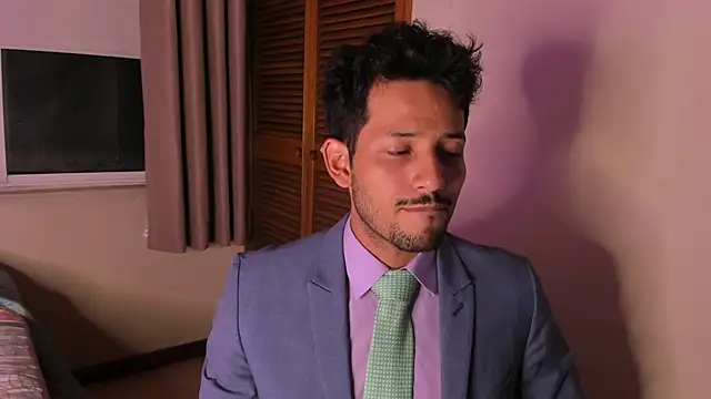 Nicholasrodrii online show from February 2026 11:47:01 PM