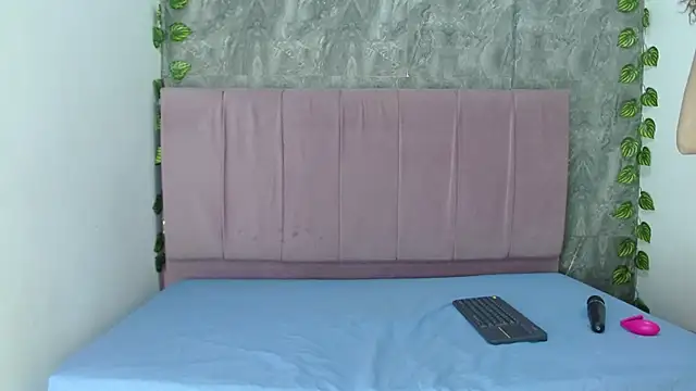 angelinabrookcm101 online show from April 2026 04:29:02 AM