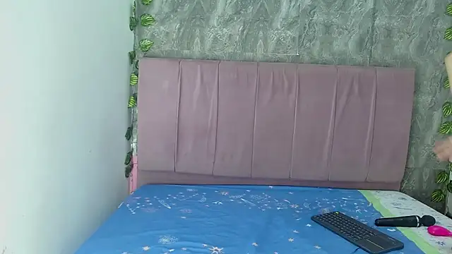 angelinabrookcm101 online show from April 2026 04:47:01 AM