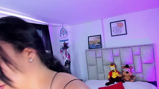 brianaGuzman online show from March 2026 06:52:01 PM