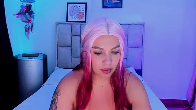 Snapshot of brianaGuzman chatting on May 2026 06:15:01 PM brianaGuzman online show from May 2026 06:15:01 PM