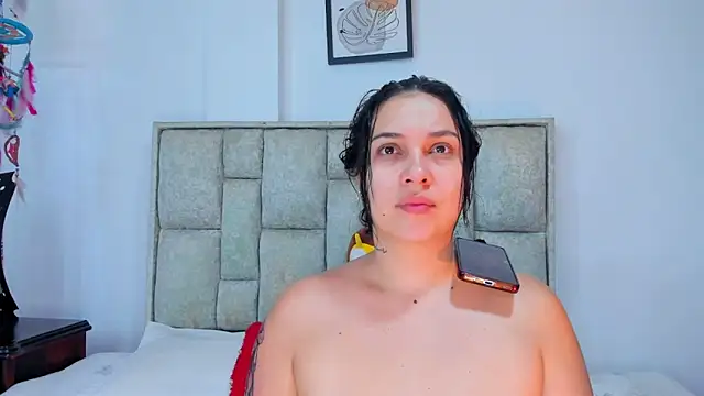 brianaGuzman online show from March 2026 06:28:02 PM