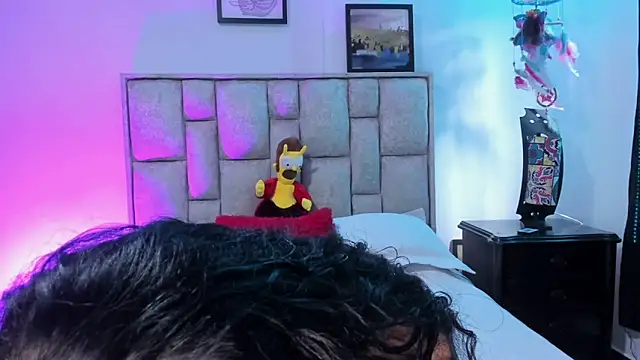 brianaGuzman online show from February 2026 03:22:01 PM