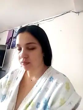 Snapshot of brianaGuzman chatting on May 2026 02:30:02 PM brianaGuzman online show from May 2026 02:30:02 PM