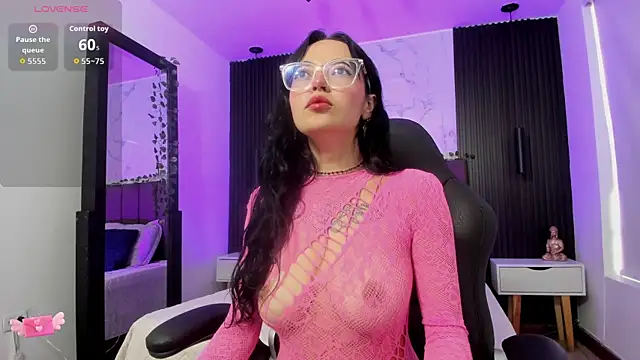 elisa collins online show from January 2026 02:13:02 PM