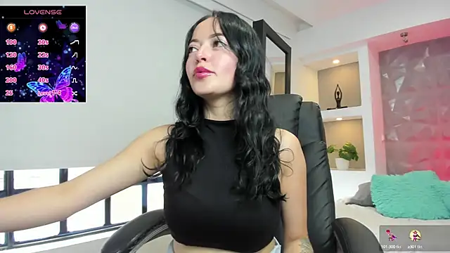 elisa collins online show from February 2025 05:58:02 PM