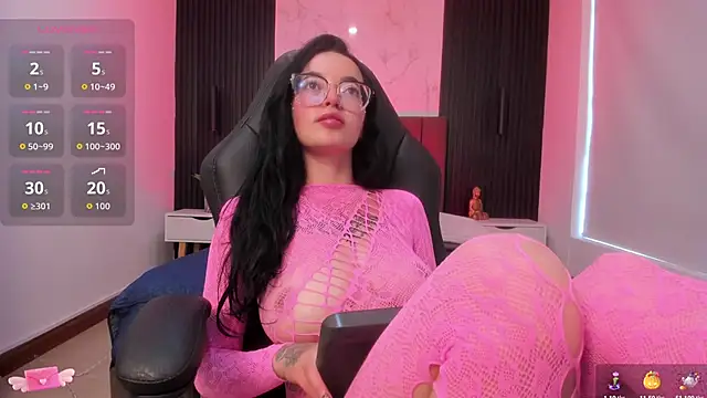 elisa collins online show from September 2025 08:49:02 PM