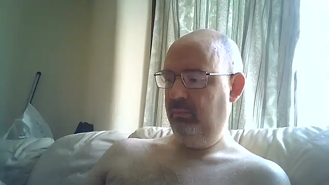 Snapshot of ThatUKguy79 chatting on July 2026 11:29:01 AM ThatUKguy79 online show from July 2026 11:29:01 AM