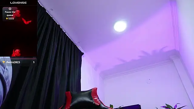 amy fox2 online show from November 2025 02:21:01 PM