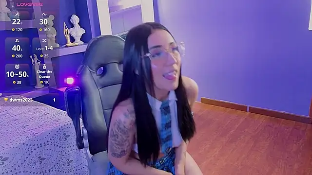 amy fox2 online show from March 2026 02:17:01 PM