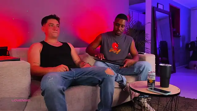 Snapshot of adamjackson_ chatting on September 2025 02:10:01 AM adamjackson online show from September 2025 02:10:01 AM