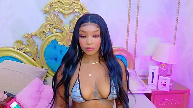 SalomeRestrepo online show from October 2025 05:06:01 AM