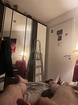 Snapshot of upinsomke1879 chatting on October 2025 05:12:02 PM upinsomke1879 online show from October 2025 05:12:02 PM