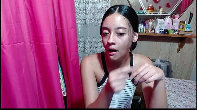 Lunawillis online show from February 2026 08:09:02 PM