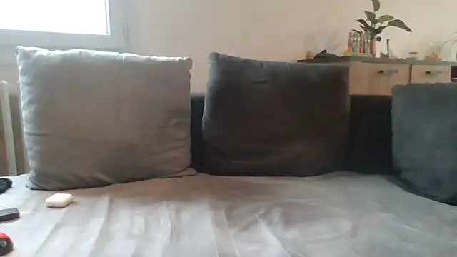 FablinoX online show from September 2025 06:53:01 AM