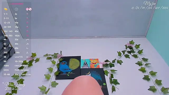 Snapshot of Mxss_Honey chatting on November 2025 09:13:02 AM Mxss Honey online show from November 2025 09:13:02 AM