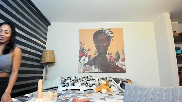 CindyWilliams  online show from December 2025 03:30:02 AM