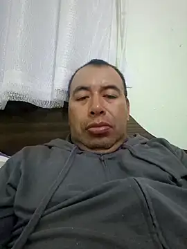 Snapshot of Piter1022 chatting on November 2025 03:43:01 AM Piter1022 online show from November 2025 03:43:01 AM